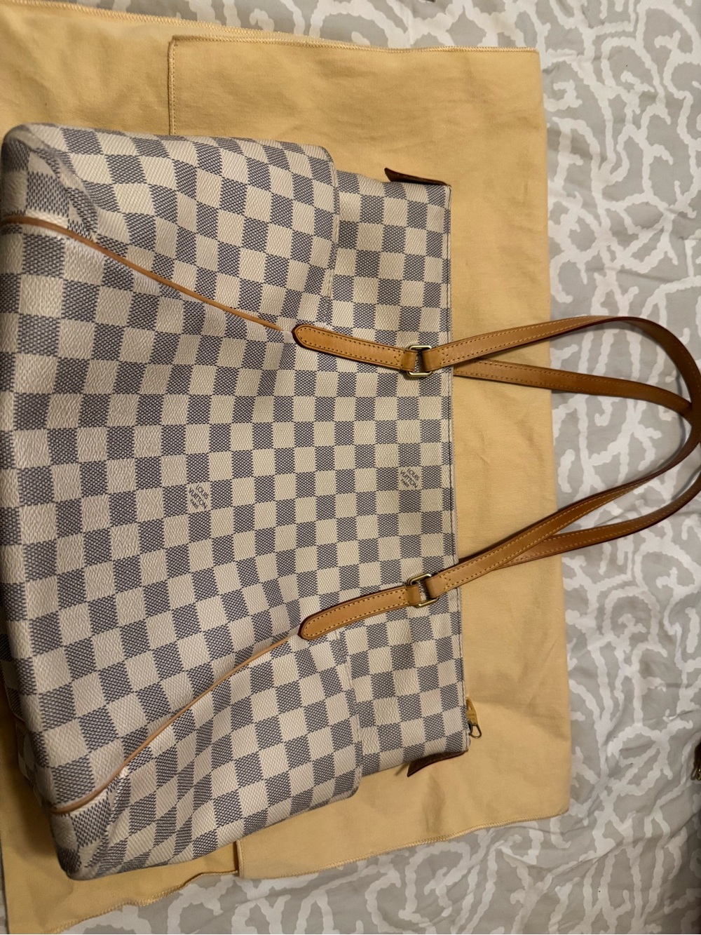 Louis Vuitton Checkered Canvas Tote with Tan Straps - Picture 2 of 11